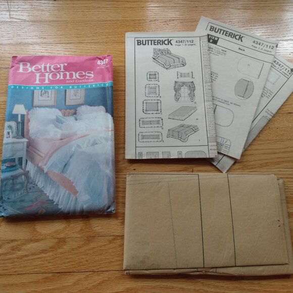 Vintage Bedroom Sewing Pattern Ruffle Duvet Cover, Curtain, Pillow Case Neckroll - Picture 8 of 10